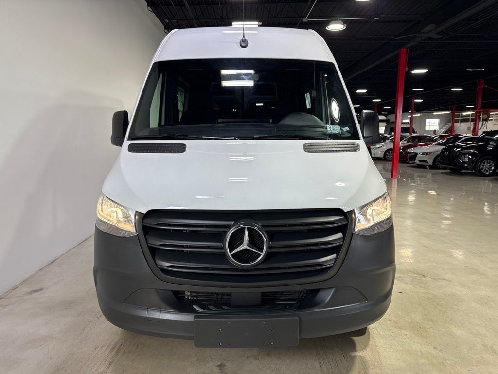 2024 Mercedes-Benz Sprinter Passenger Van 2500 Standard Roof I4 Diesel 144" RWD - 23025563 - 8