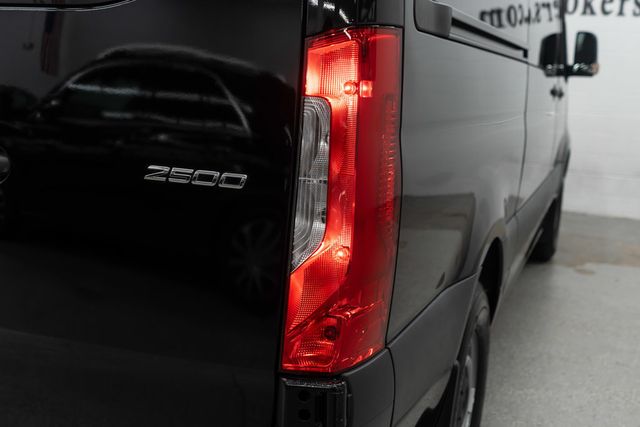 2024 Mercedes-Benz Sprinter Passenger Van 2500 Standard Roof I4 Diesel 144" RWD - 23086504 - 29