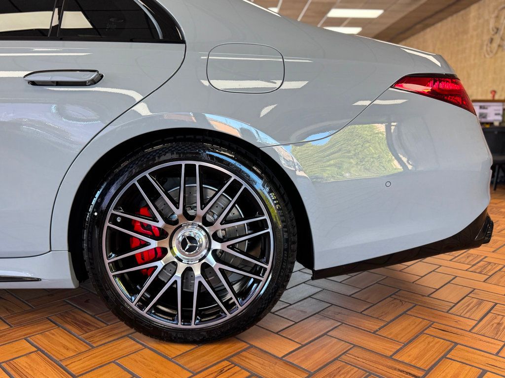 2024 Mercedes Benz S AMG 63 4MATIC photo 13