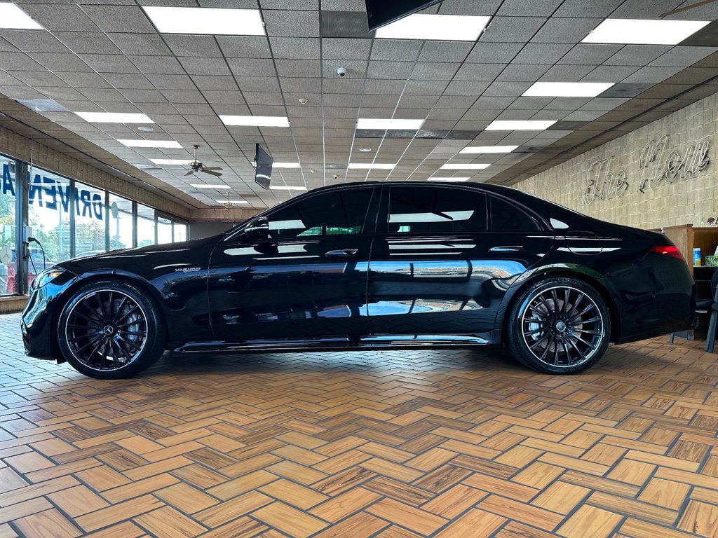 2024 Mercedes Benz S AMG 63 4MATIC photo 7