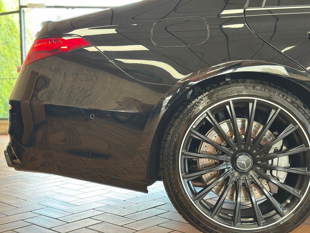 2024 Mercedes Benz S AMG 63 4MATIC photo 12