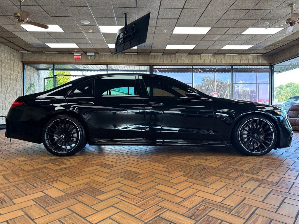 2024 Mercedes Benz S AMG 63 4MATIC photo 14