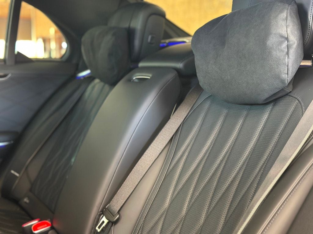 2024 Mercedes Benz S AMG 63 4MATIC photo 33