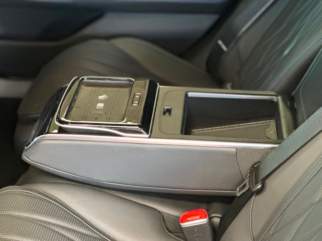 2024 Mercedes Benz S AMG 63 4MATIC photo 34