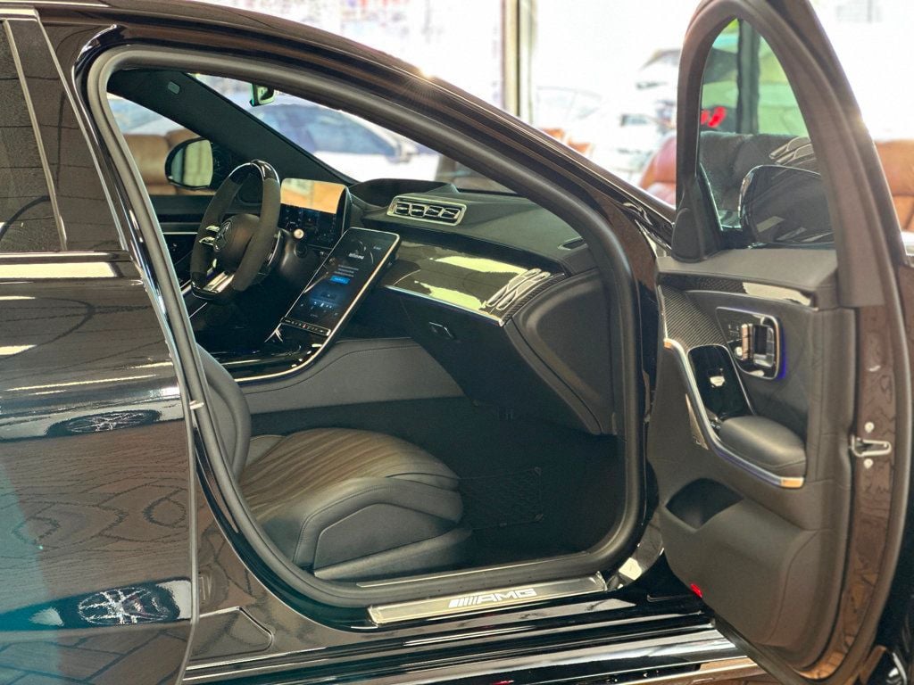 2024 Mercedes Benz S AMG 63 4MATIC photo 51