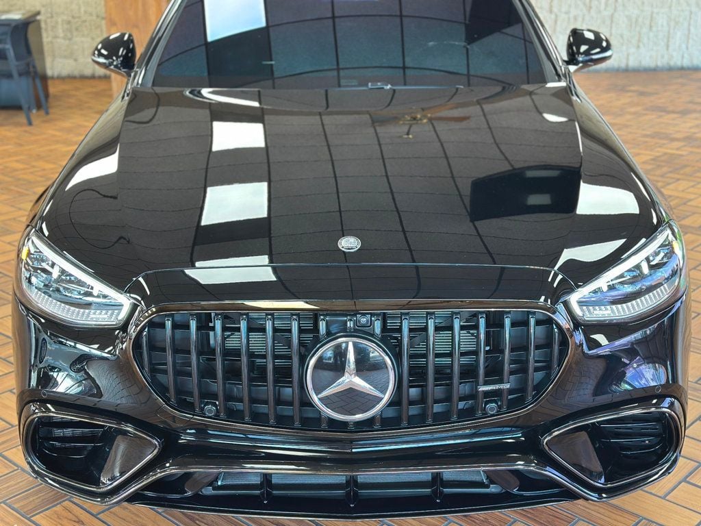 2024 Mercedes Benz S AMG 63 4MATIC photo 2