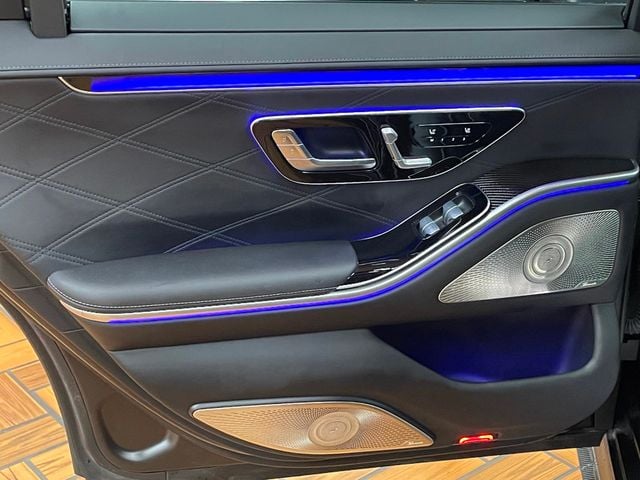 2024 Mercedes-Benz S-Class AMG S 63 E 4MATIC Sedan - 22969909 - 26