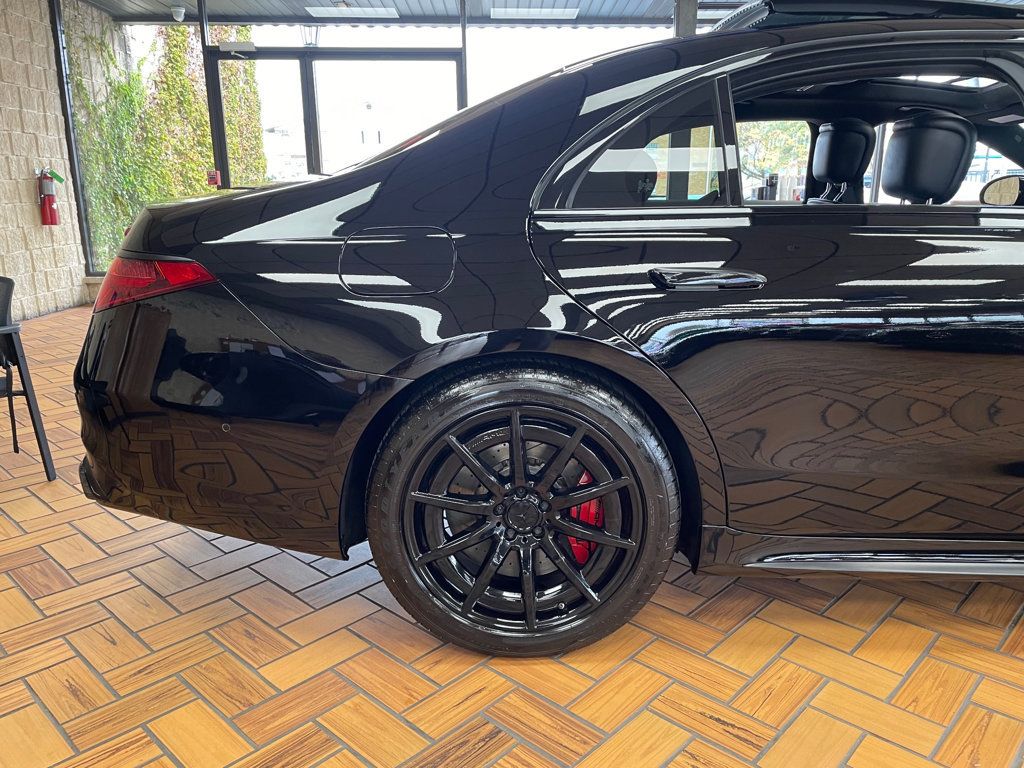 2024 Mercedes-Benz S-Class AMG S 63 E 4MATIC Sedan - 23095751 - 9