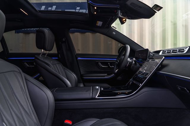 2024 Mercedes-Benz S-Class AMG S 63 E 4MATIC Sedan - 22970063 - 26