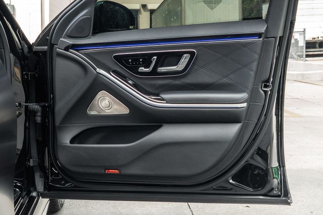 2024 Mercedes-Benz S-Class AMG S 63 E 4MATIC Sedan - 22970063 - 30