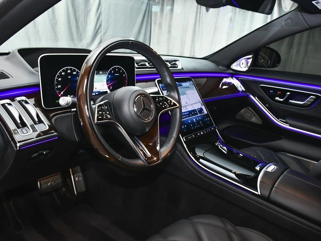 2024 Mercedes Benz S Maybach 580 photo 34