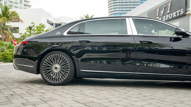 2024 Mercedes-Benz S-Class Maybach S 580 4MATIC Sedan - 22875234 - 13