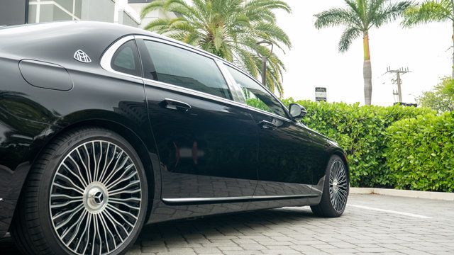 2024 Mercedes-Benz S-Class Maybach S 580 4MATIC Sedan - 22875234 - 17
