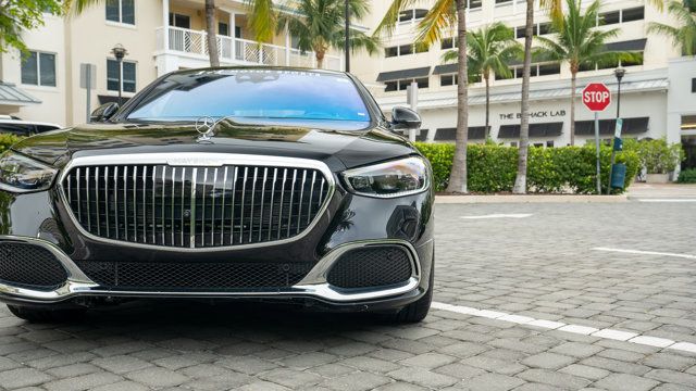 2024 Mercedes-Benz S-Class Maybach S 580 4MATIC Sedan - 22875234 - 5