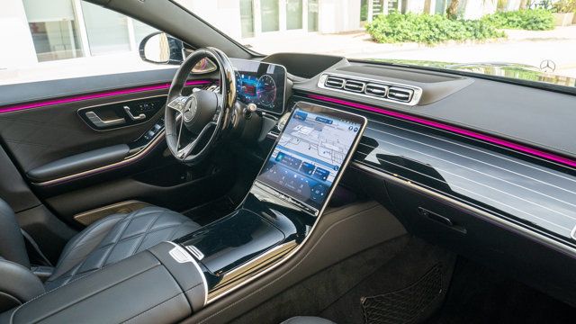 2024 Mercedes-Benz S-Class Maybach S 580 4MATIC Sedan - 22875234 - 90