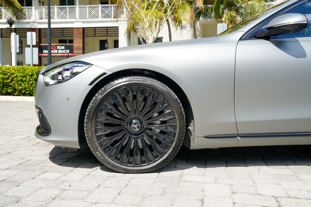 2024 Mercedes-Benz S-Class Maybach S 580 4MATIC Sedan - 22986852 - 12