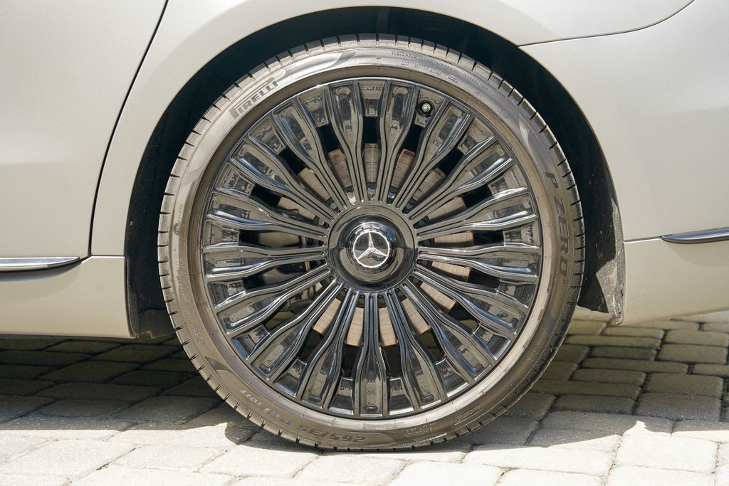 2024 Mercedes-Benz S-Class Maybach S 580 4MATIC Sedan - 22986852 - 16