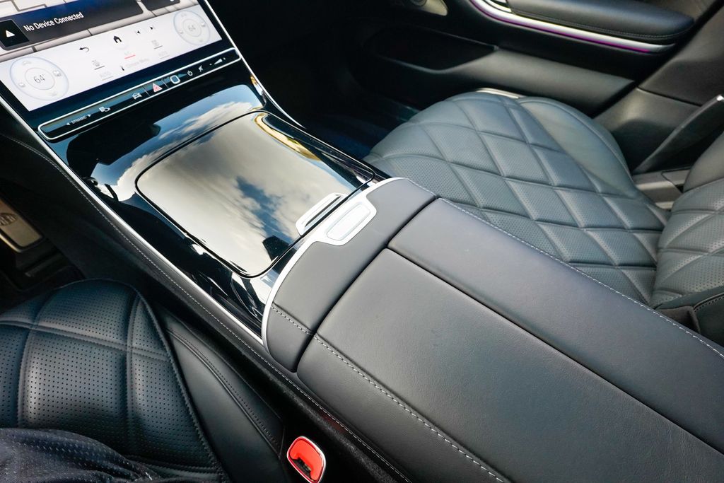 2024 Mercedes-Benz S-Class Maybach S 580 4MATIC Sedan - 22986852 - 63