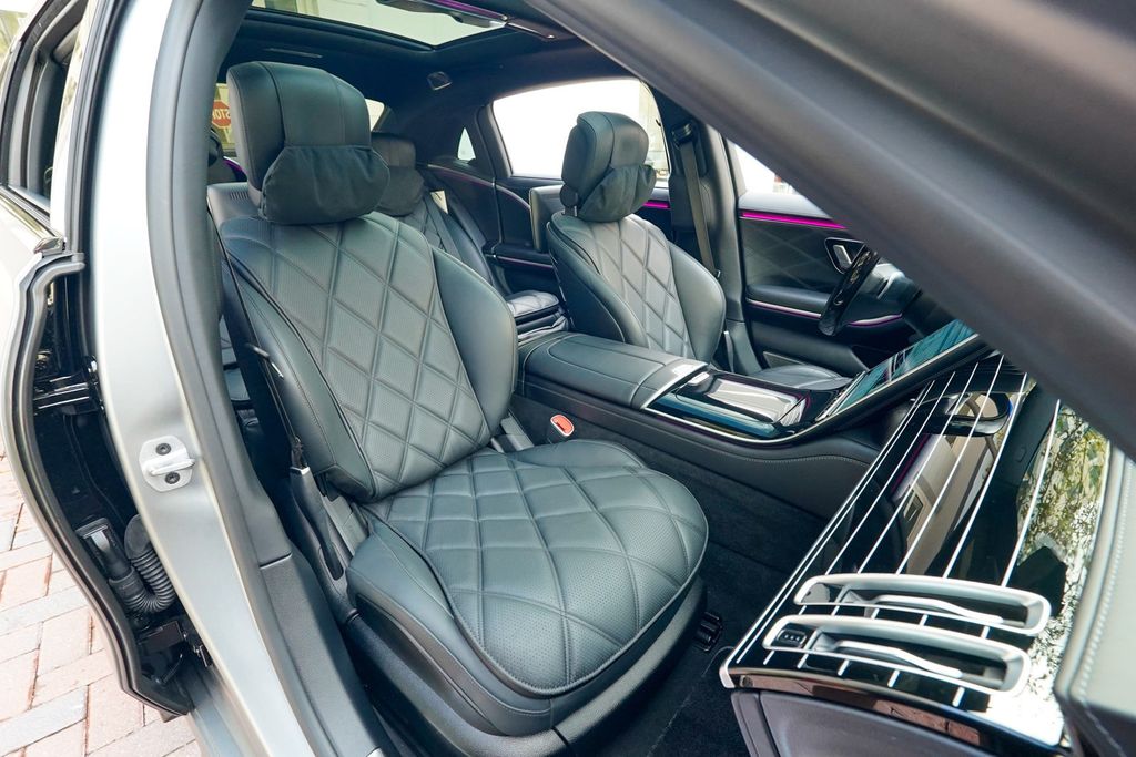 2024 Mercedes-Benz S-Class Maybach S 580 4MATIC Sedan - 22986852 - 89