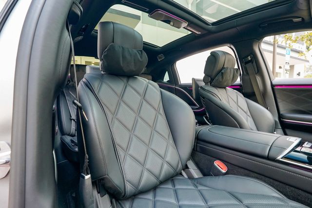 2024 Mercedes-Benz S-Class Maybach S 580 4MATIC Sedan - 22986852 - 90