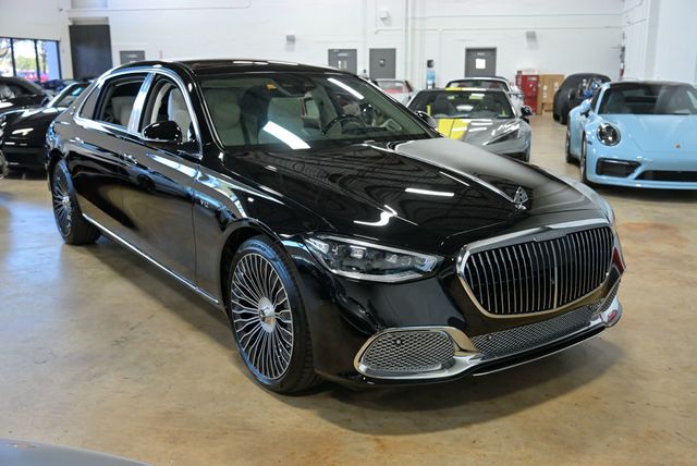 2024 Mercedes-Benz S-Class Maybach S 680 4MATIC Sedan - 22999100 - 17