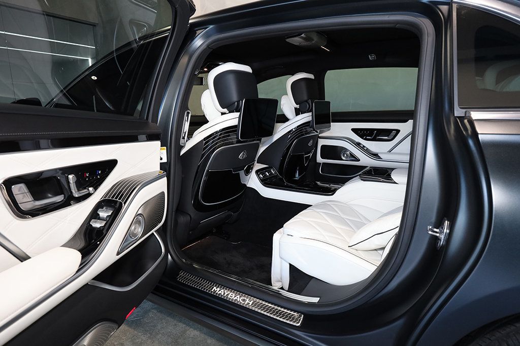 2024 Mercedes-Benz S-Class Maybach S 680 4MATIC Sedan - 23016606 - 16