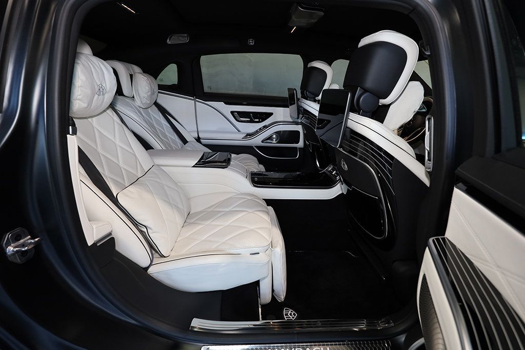 2024 Mercedes-Benz S-Class Maybach S 680 4MATIC Sedan - 23016606 - 19