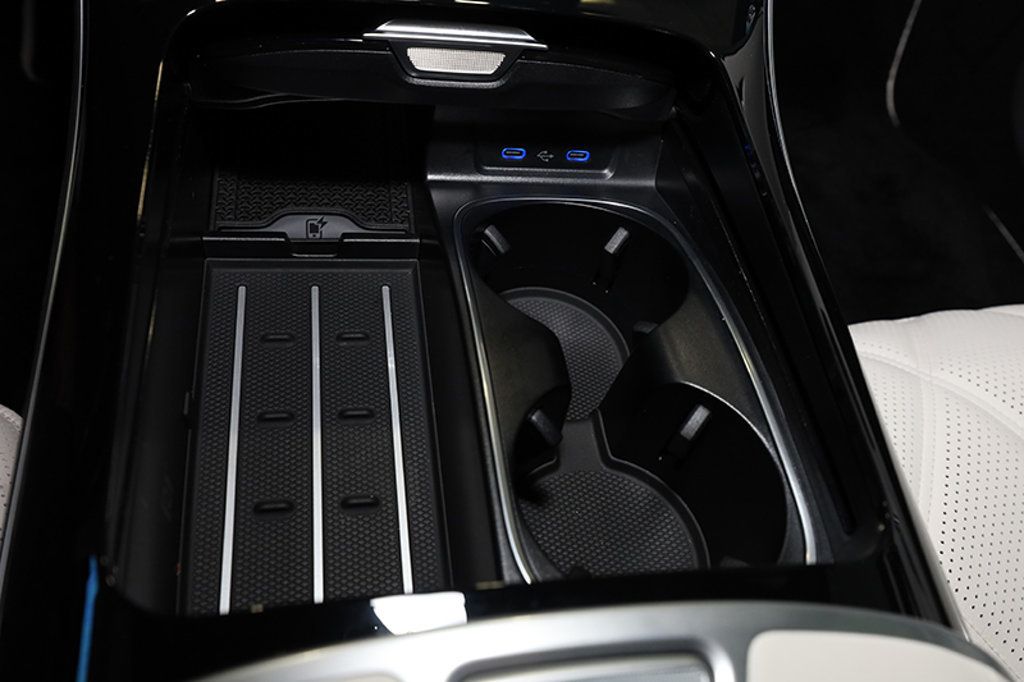 2024 Mercedes-Benz S-Class Maybach S 680 4MATIC Sedan - 23016606 - 45