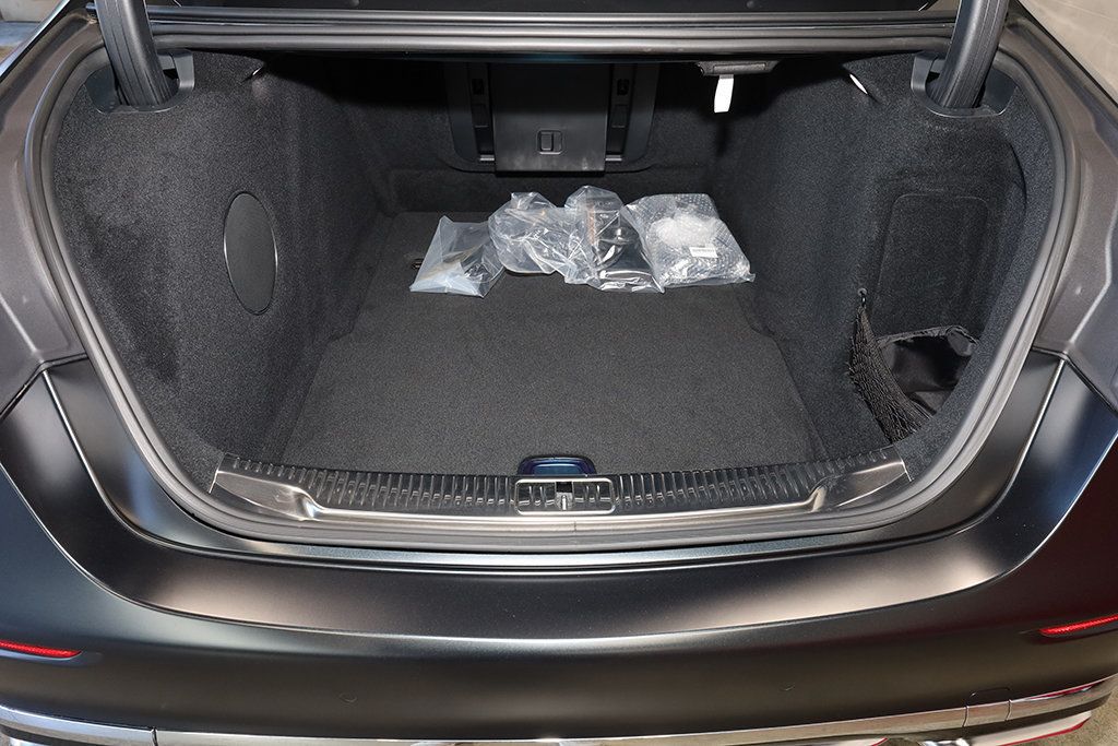 2024 Mercedes-Benz S-Class Maybach S 680 4MATIC Sedan - 23016606 - 50