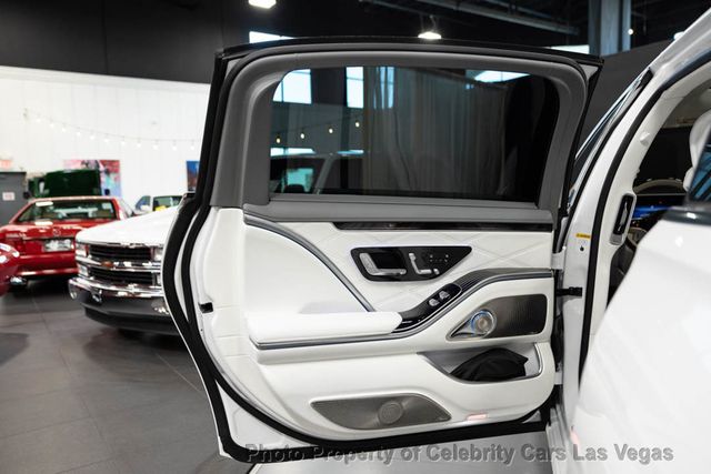2024 Mercedes-Benz S-Class Maybach S 680 V12 - 23094790 - 40