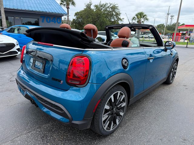 2024 MINI Convertible Cooper S's photo