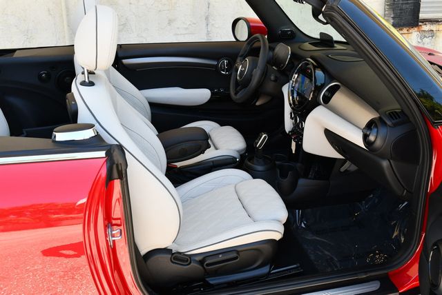 2024 MINI Cooper S Convertible Cooper S FWD W/Iconic Trim Package & Navigation - 23065121 - 17