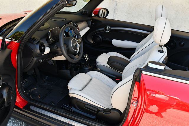 2024 MINI Cooper S Convertible Cooper S FWD W/Iconic Trim Package & Navigation - 23065121 - 58
