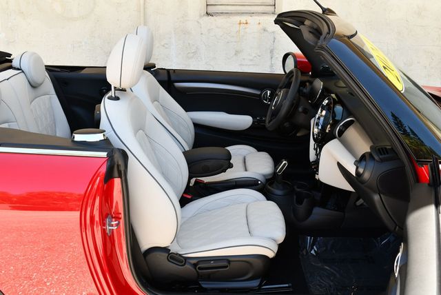 2024 MINI Cooper S Convertible Cooper S FWD W/Iconic Trim Package & Navigation - 23065121 - 64
