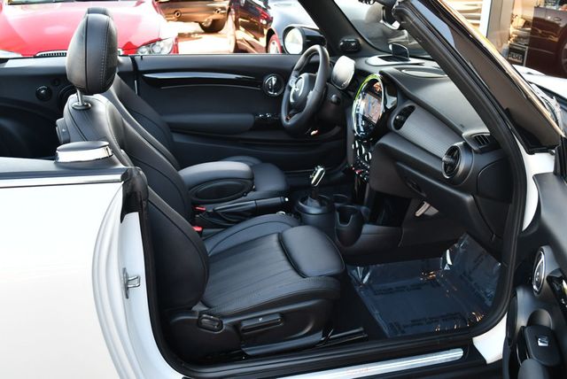 2024 MINI Cooper S Convertible Cooper S FWD W/Iconic Trim & Seaside Edition Package - 22990628 - 68