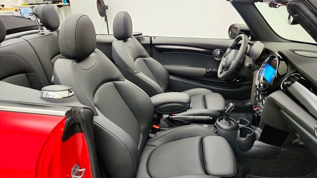 2024 MINI Cooper S Convertible Cooper S FWD w/ Signature Trim Package - 23075469 - 20