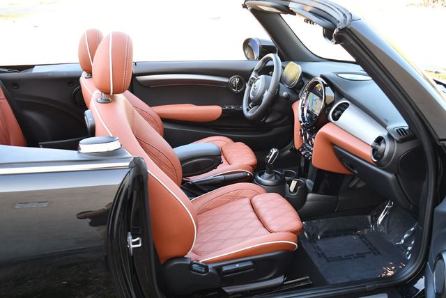 2024 MINI Cooper S Convertible W/Signature Trim 2.0 and Navigation - 23022967 - 17