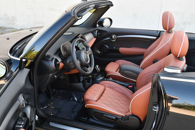 2024 MINI Cooper S Convertible W/Signature Trim 2.0 and Navigation - 23022967 - 55