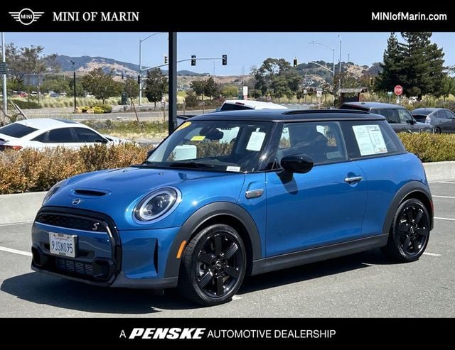 Used 2024 MINI Hardtop 2 Door S with VIN WMW53DH09R2U87593 for sale in Corte Madera, CA