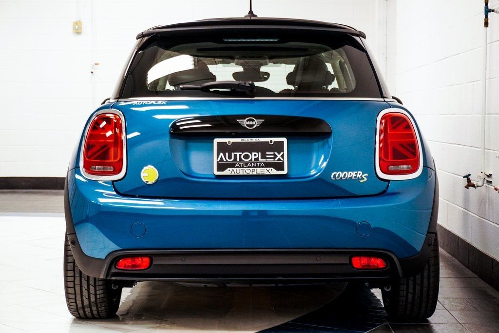 2024 Mini Cooper SE Hardtop 2 Door photo 12