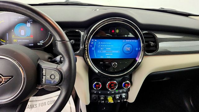 2024 MINI Cooper SE Hardtop 2 Door Signature w/ Panoramic Moonroof & MINI Navigation - 23032591 - 16