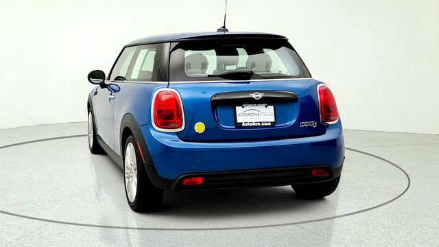 2024 MINI Cooper SE Hardtop 2 Door Signature w/ Panoramic Moonroof & MINI Navigation - 23032591 - 5