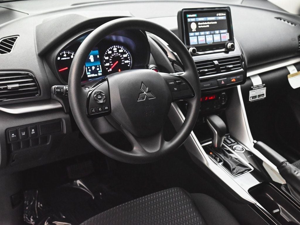 2024 Mitsubishi Eclipse Cross Ralliart photo 14