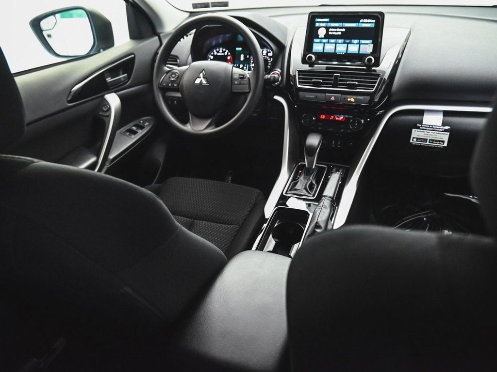 2024 Mitsubishi Eclipse Cross Ralliart photo 29