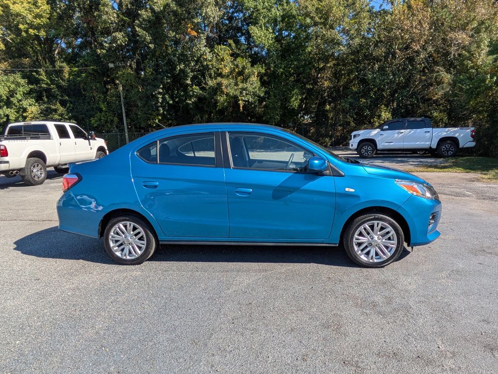 2024 Mitsubishi Mirage G4 ES LE Black Edition photo 2