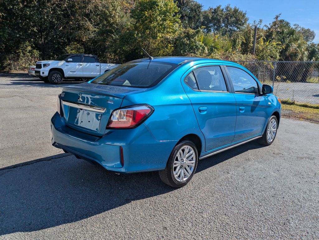 2024 Mitsubishi Mirage G4 ES LE Black Edition photo 3