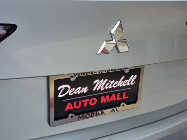 2024 Mitsubishi Outlander SE - 23070762 - 32