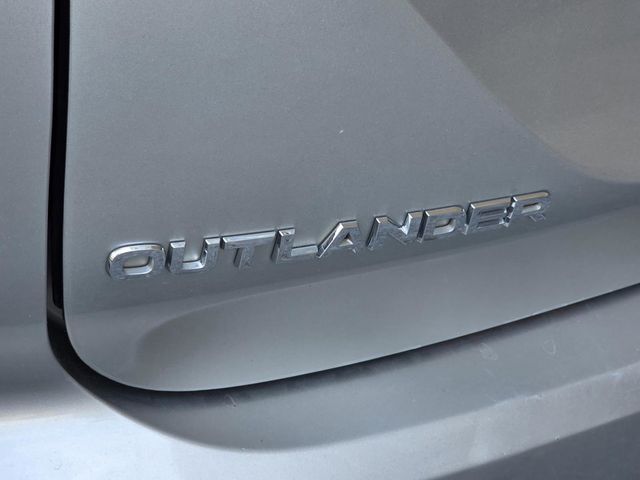 2024 Mitsubishi Outlander SE - 23070762 - 34