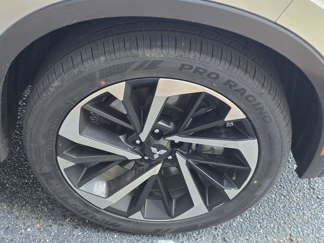 2024 Mitsubishi Outlander SE - 23070762 - 38