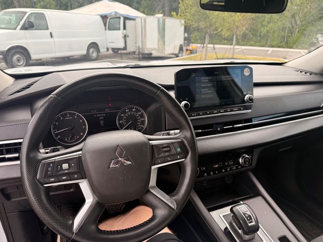 2024 Mitsubishi Outlander SE - 23064007 - 1